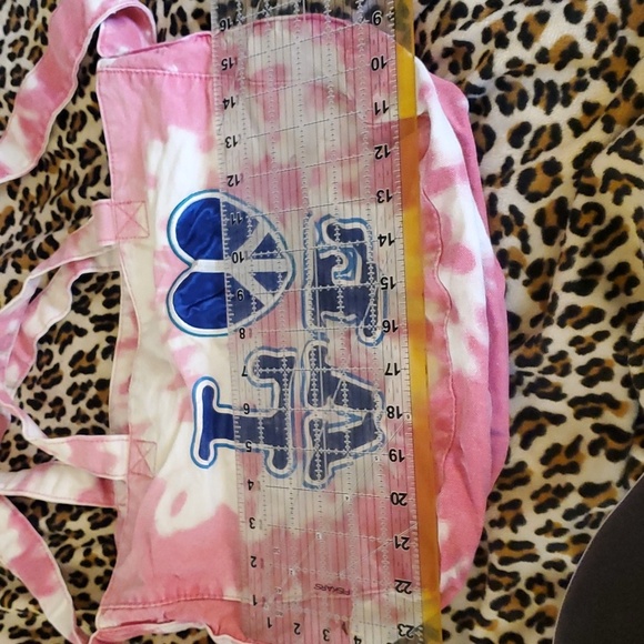 No Bounderies "Love" bag - Picture 4 of 5